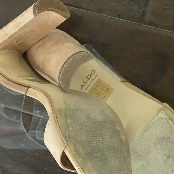 Aldo heels nude beige faux suede pvc worn 1 time to photo shoot sz 7.5 - Picture 5 of 6